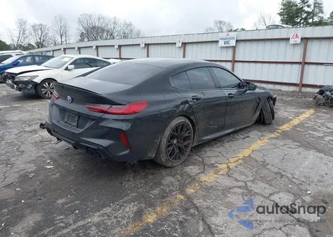 2023 BMW M8 Gran Coupe Competition z USA, uszkodzony, nr VIN WBSGV0C06PCL37737